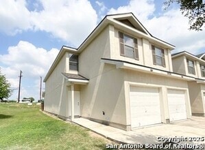 Building Photo - 10830 Mathom Landing