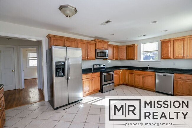 Foto del edificio - 2509 Burnley Ave