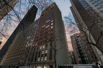 Building Photo - 222 E Chestnut St
