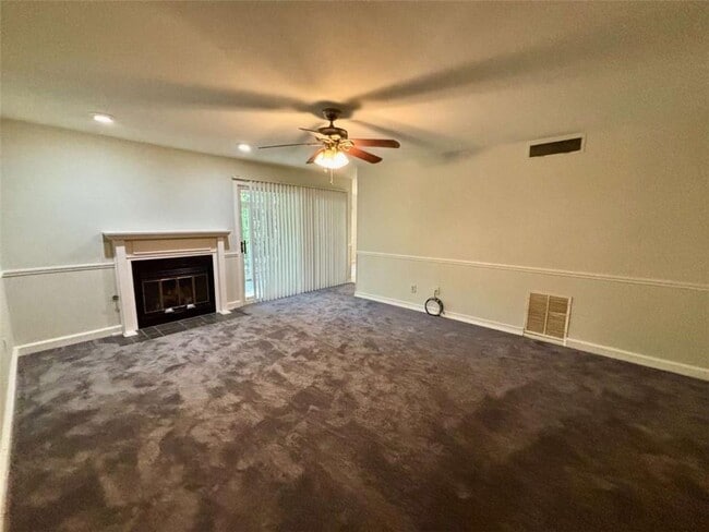 Foto del edificio - 57 Doranne Ct