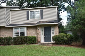 Building Photo - 6701 Dickens Ferry Rd