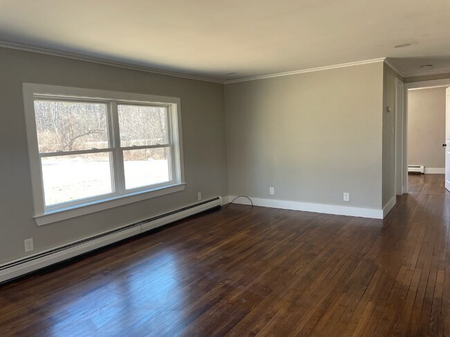 Foto del edificio - 131 Durham Rd