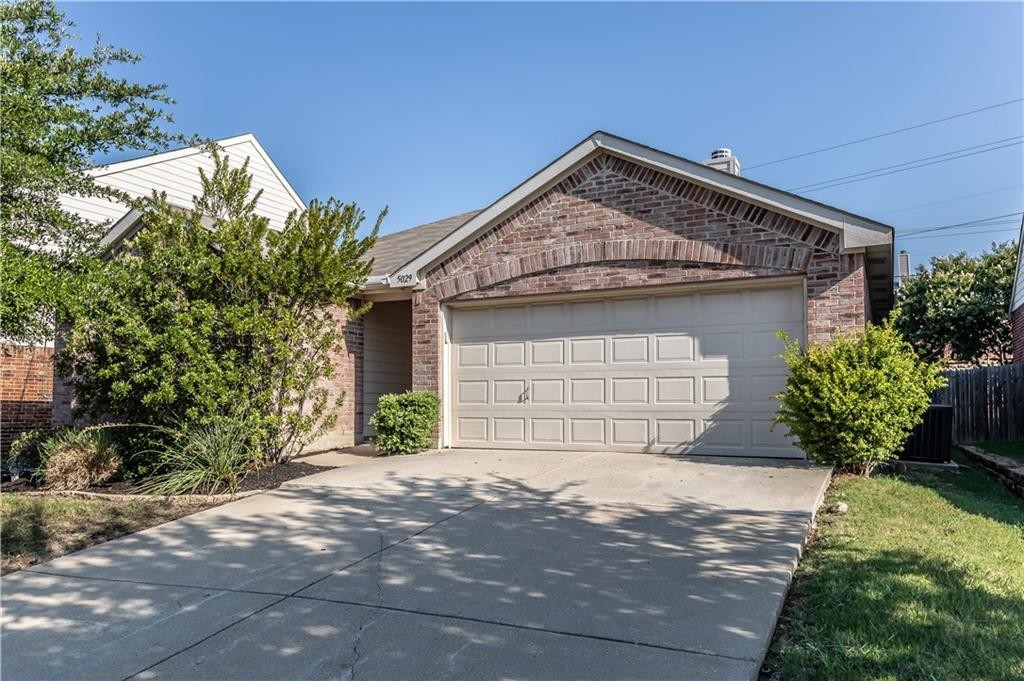 Primary Photo - 5029 Raymond Dr
