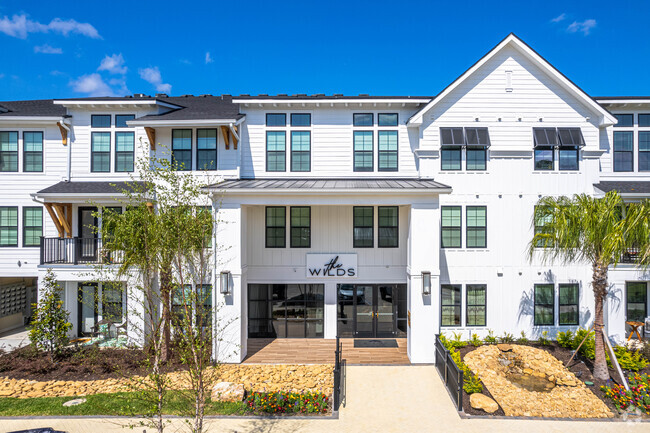 Leasing Office Entrance - The Wilds at Trailwinds