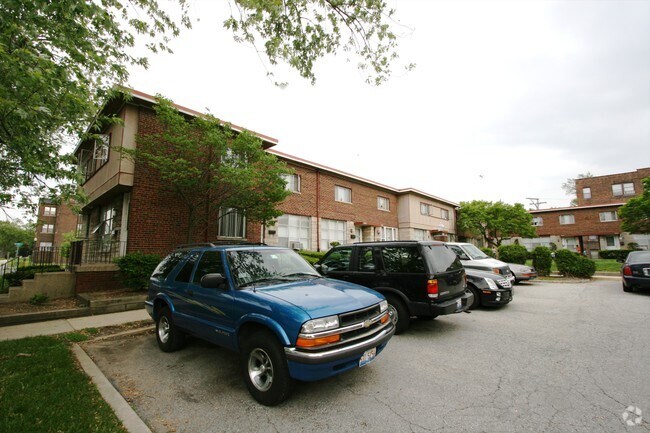 Building Photo - Harrison Park Townhomes