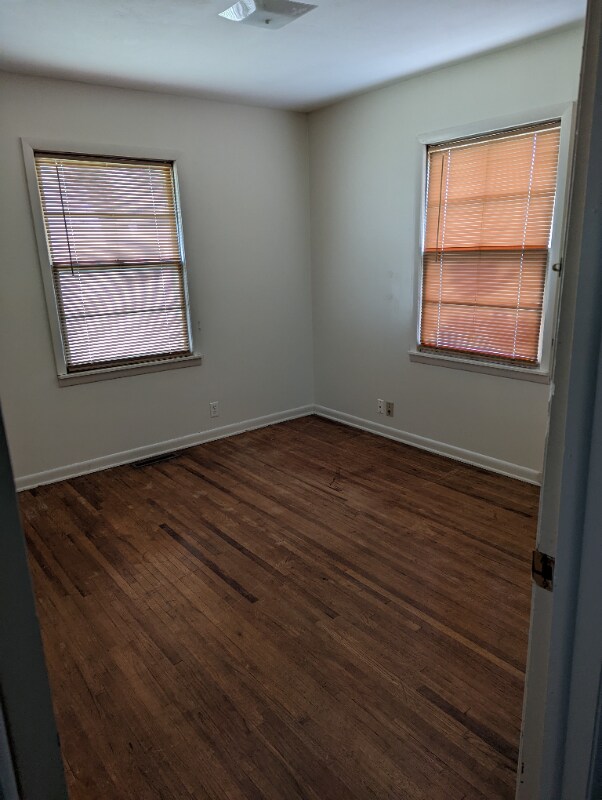 Building Photo - 222 E C
