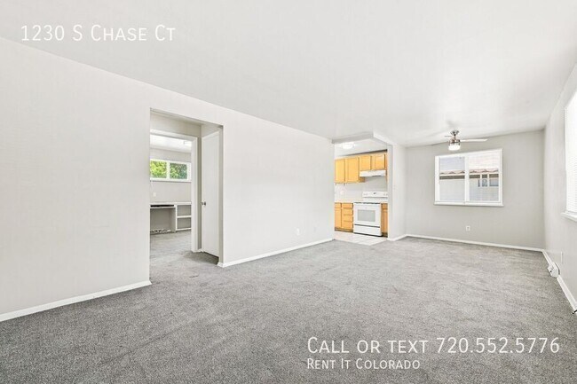 Foto del edificio - 1230 S Chase Ct