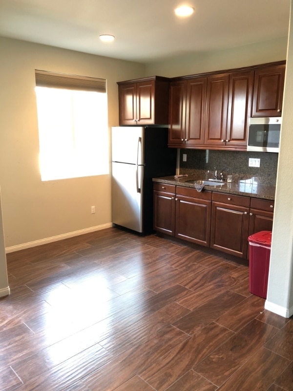 Building Photo - 41299 St Croix