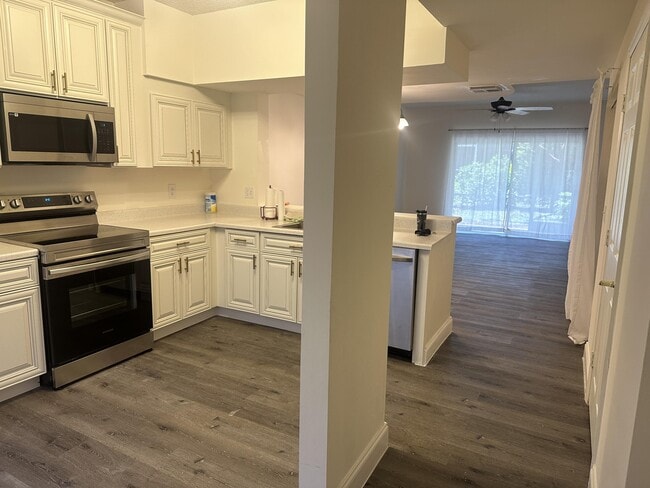 Building Photo - 1004 Kokomo Key Ln