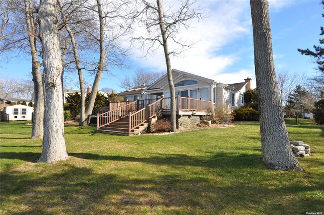 Building Photo - 136 Crystal Beach Blvd