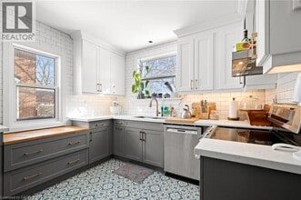 Building Photo - 775 Queen St S