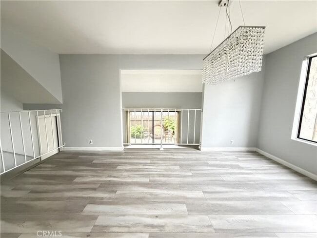 Building Photo - 1145 E Arcadia Ave