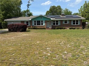 Building Photo - 611 Galloway Dr