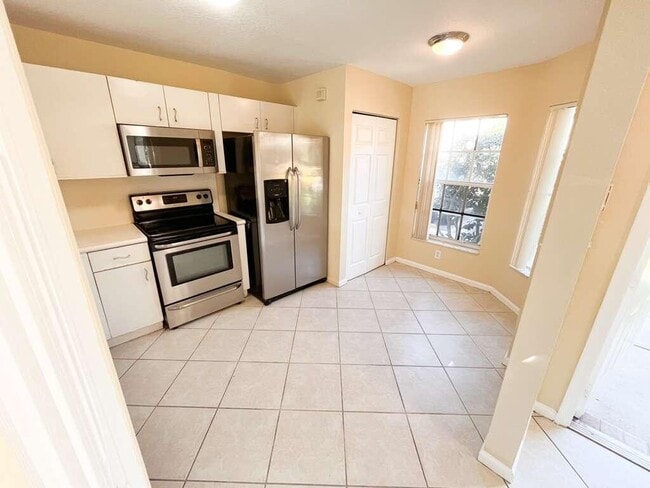 Foto del edificio - 861 Summit Lake Dr