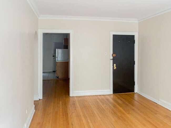 Foto del edificio - 1620 W Sunnyside Ave