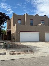 Building Photo - 4832 Sun Cove Rd NE