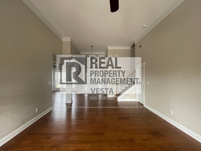 Building Photo - 904 Rainbow Springs Rd