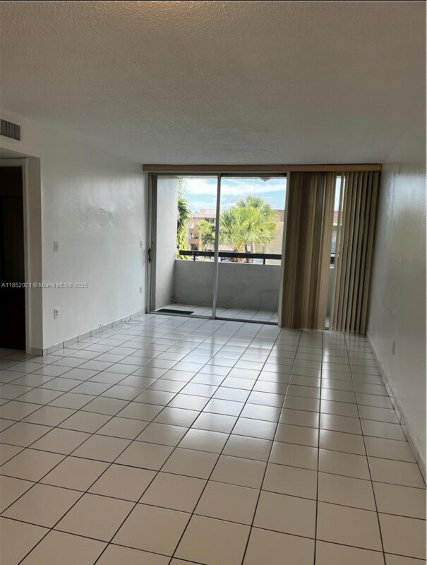 Foto del edificio - 802 NW 87th Ave