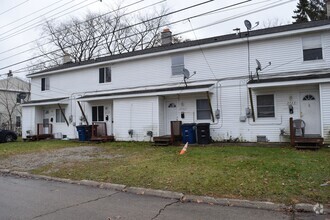 Building Photo - 2019 Eastport St