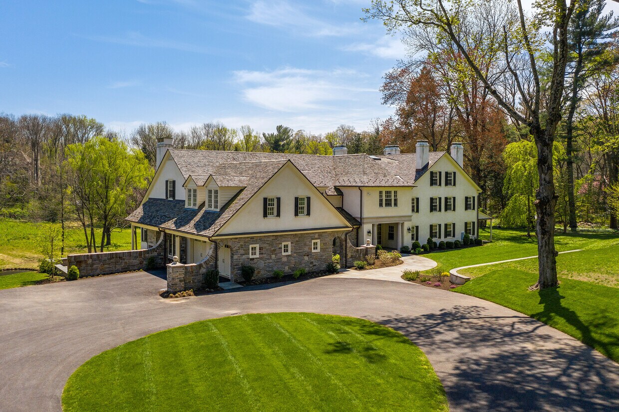 Foto principal - 739 Darby Paoli Rd