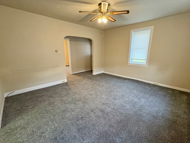 Building Photo - 220A Hill Street