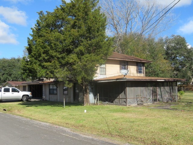 Foto del edificio - 6108 Diamond Ave
