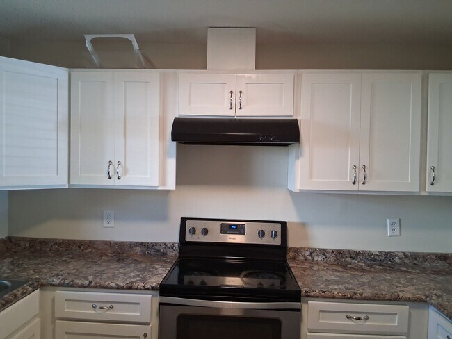 Foto del edificio - 2BD/2.5B Townhouse