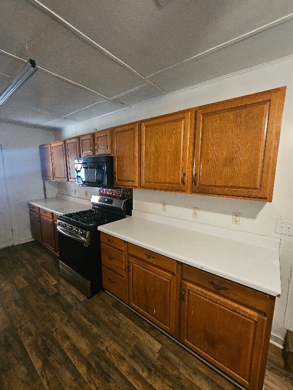 Building Photo - 319 S Ash St