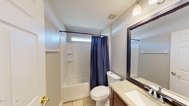 Foto del edificio - 11908 Raindrop Rd