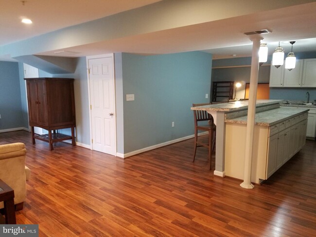 Building Photo - 8104 Owens Way