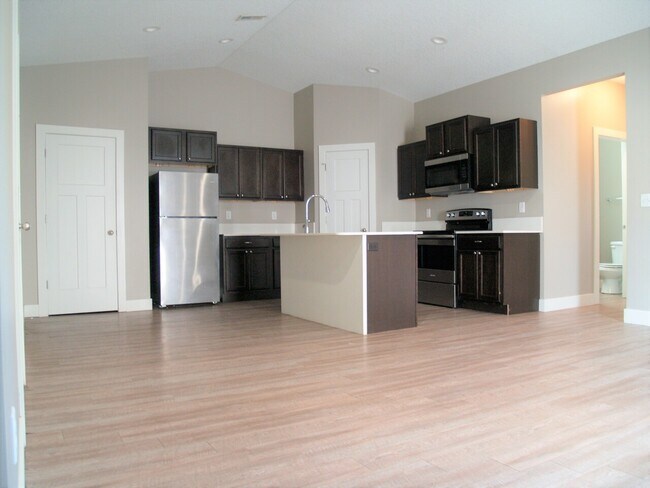 Foto del edificio - 3316 E Aster St
