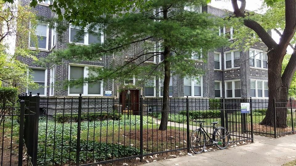 Foto del edificio - 1256 W Montrose Ave