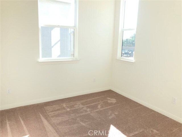 Foto del edificio - 10518 Wilding Dr