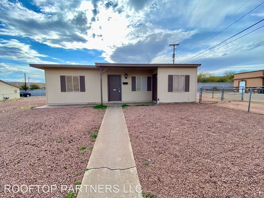 Primary Photo - 3 br, 2 bath House - 7 E Ocean Avenue