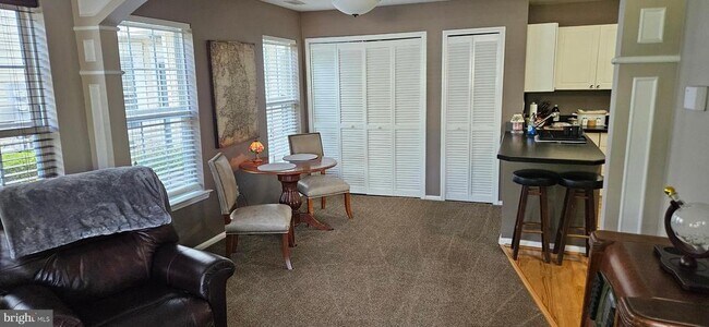 Building Photo - 306 Middlebury Dr