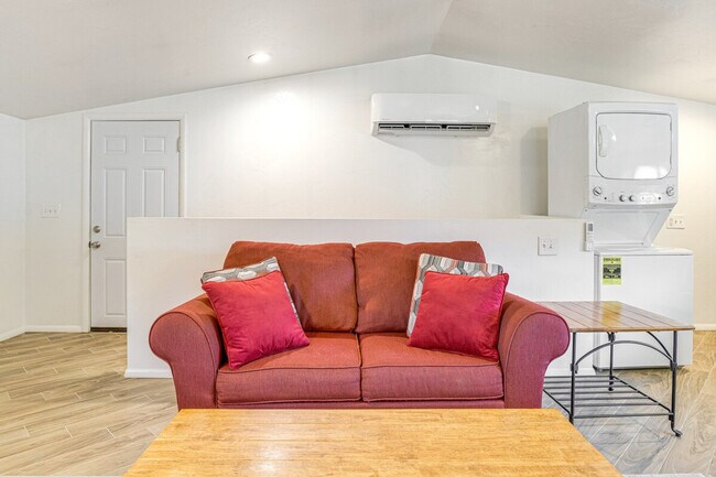 Foto del edificio - 4339 Eaton St