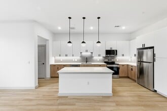 Building Photo - Wixby House