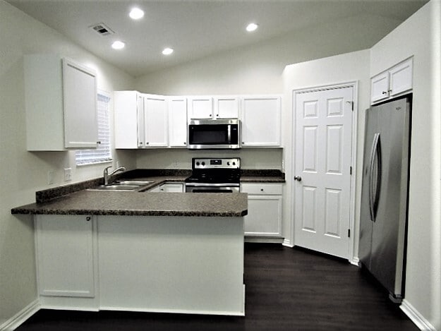 Building Photo - 1610 W 300 S