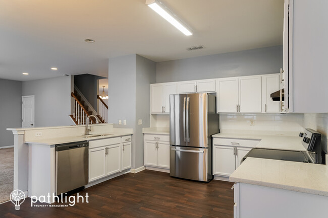 Foto del edificio - 4323 Snowcrest Lane, Raleigh, NC, 27616