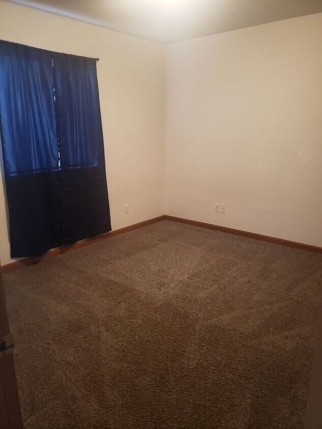 Foto del edificio - 215 Dehn St