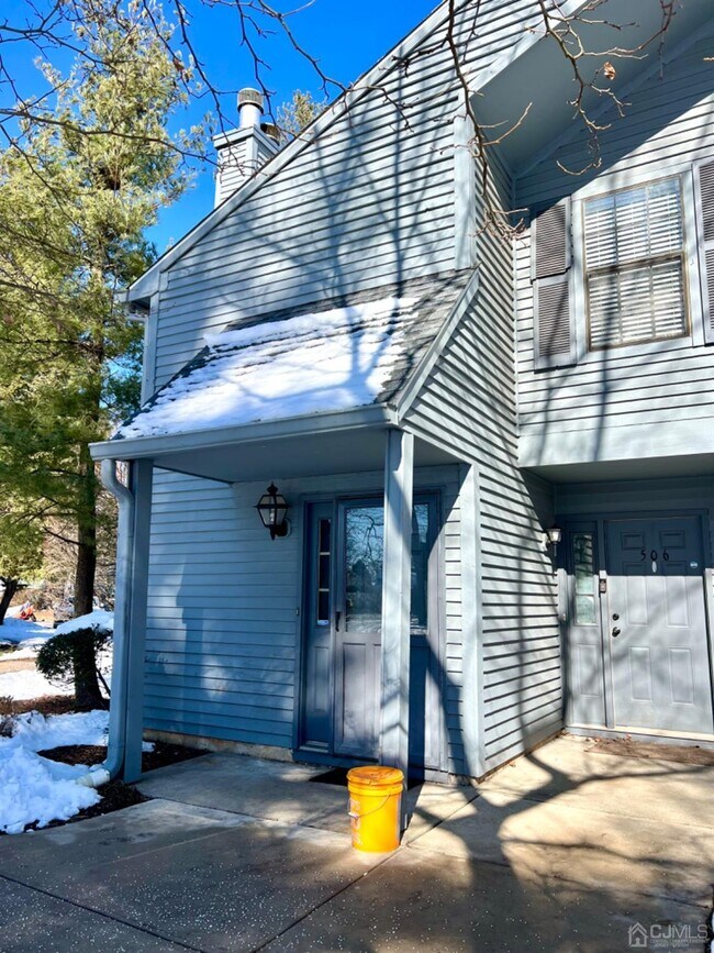 Foto del edificio - 505 Woodhaven Dr