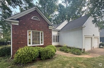 Building Photo - 516 Tysons Forest Dr