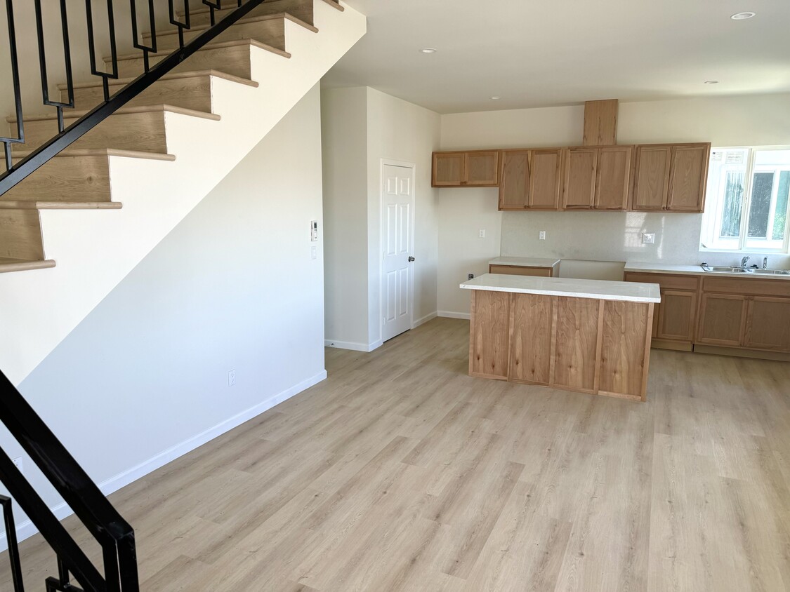 Appliances will be added soon - 315 N Alvarado St