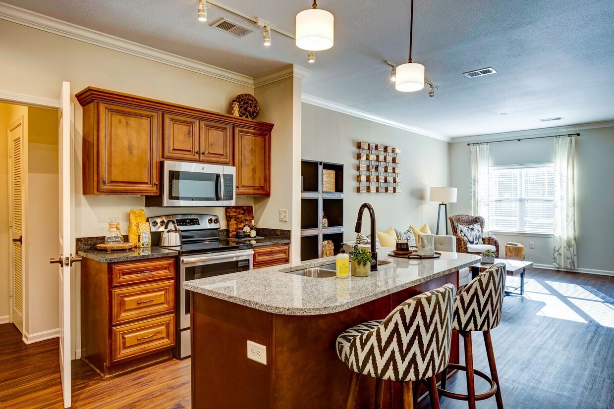 Highlands Lodge Apartments Overland Park, KS