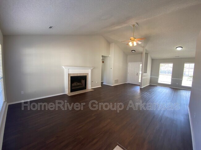 Foto del edificio - 3503 Mockingbird Ln