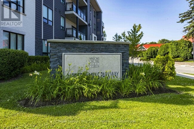 Building Photo - 3170-3170 Erin Mills Pkwy