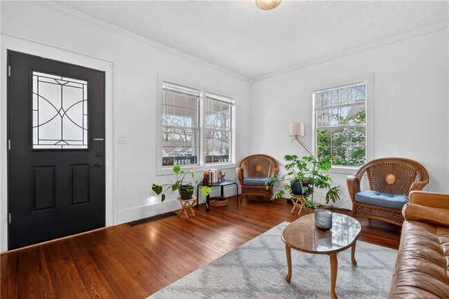 Foto del edificio - 1411 Glenwood Ave SE