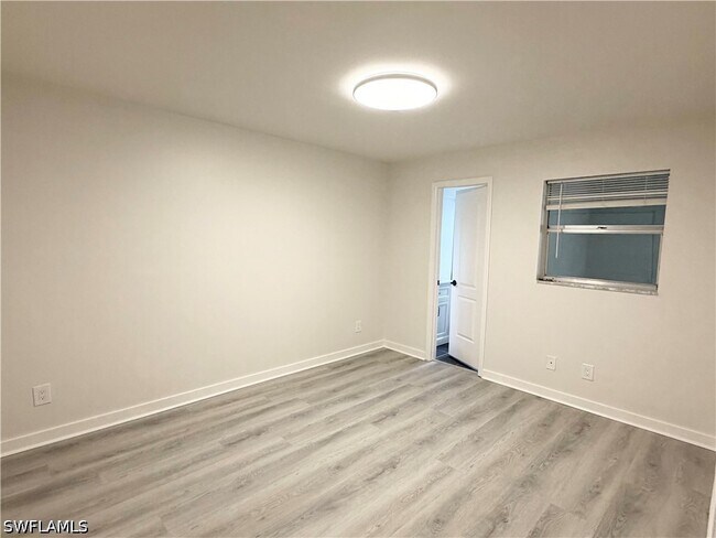 Foto del edificio - 10725 Wilson St