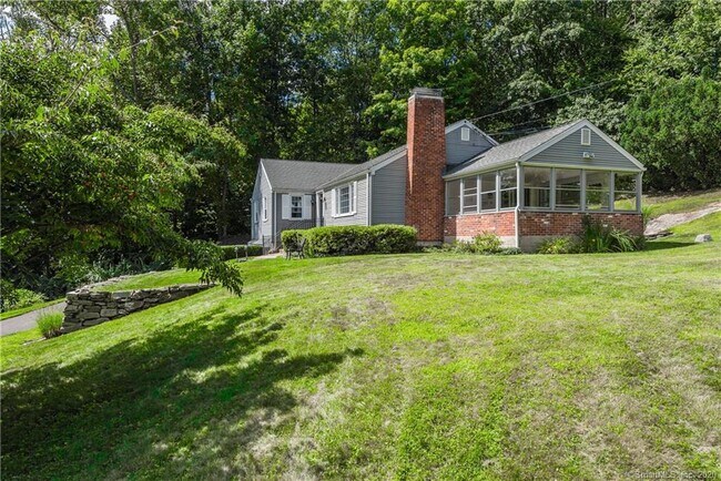 Building Photo - 193 Cider Mill Rd
