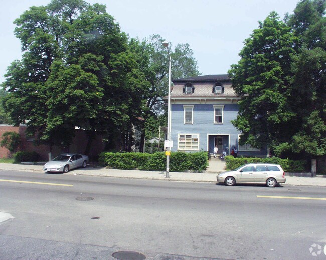 776 Main St Worcester, MA 01610 Rentals Worcester, MA